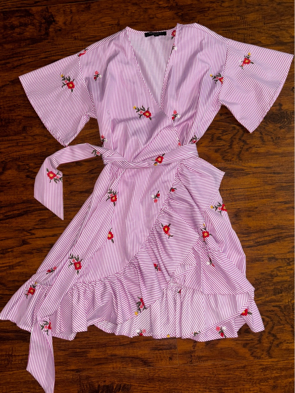 Romeo & Juliet Couture Embroidered Floral Wrap Dress Baby Pink Striped Tie-Waist
